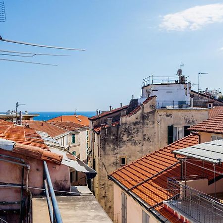 Sanremo Amazing Apartment With Private Parking Luaran gambar