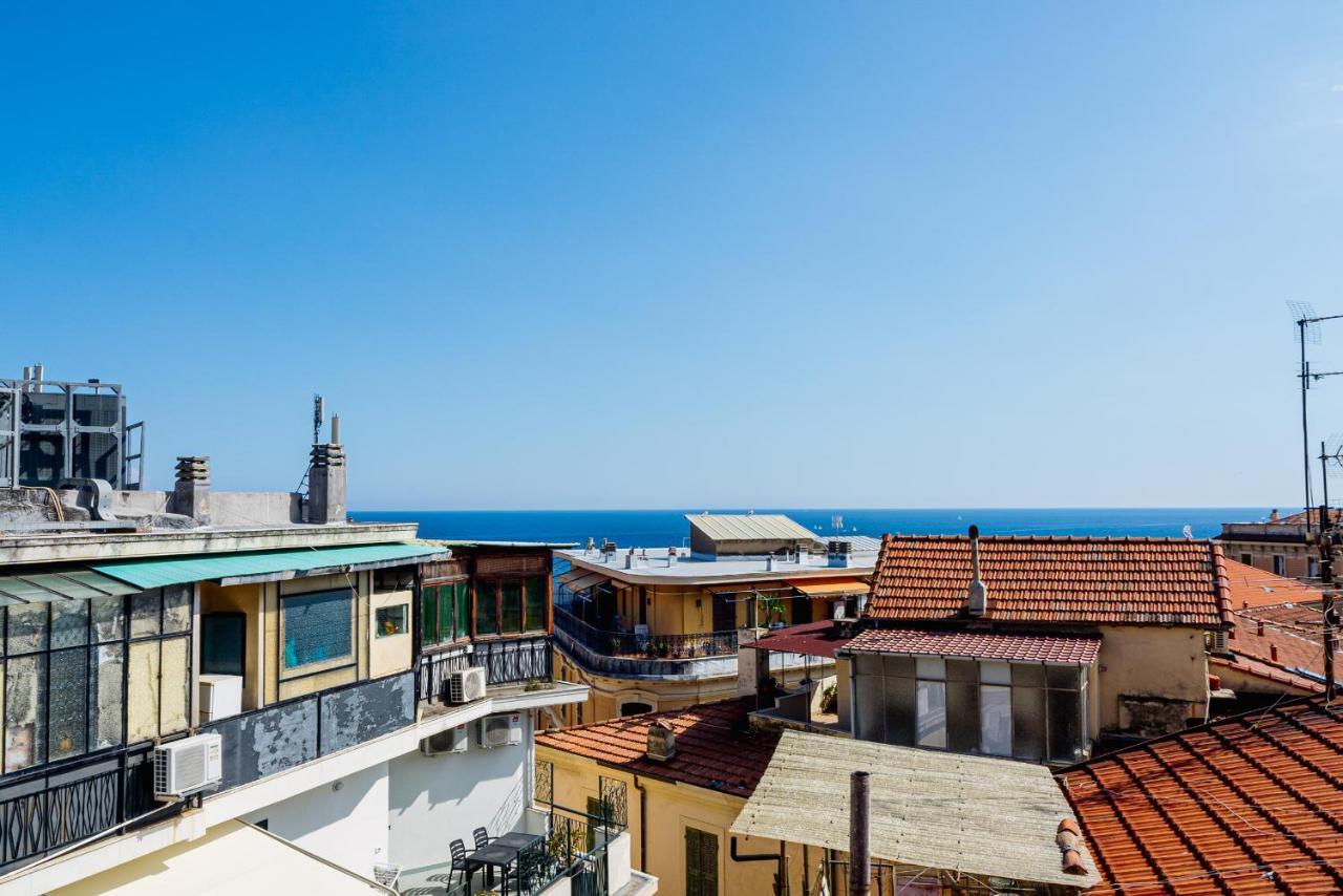 Sanremo Amazing Apartment With Private Parking Luaran gambar